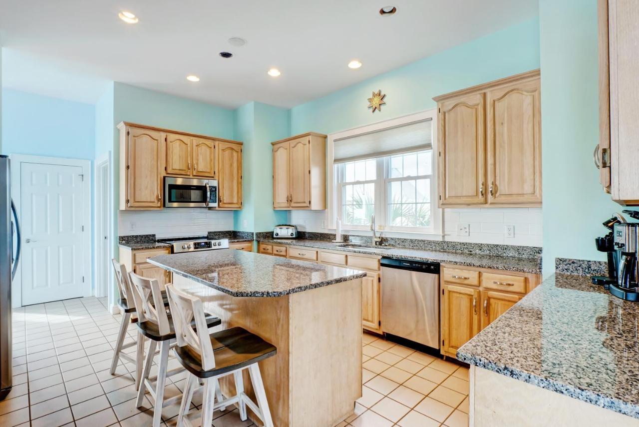 Willa 4194 Island Drive - Oceanfront, Community Pool North Topsail Beach Zewnętrze zdjęcie