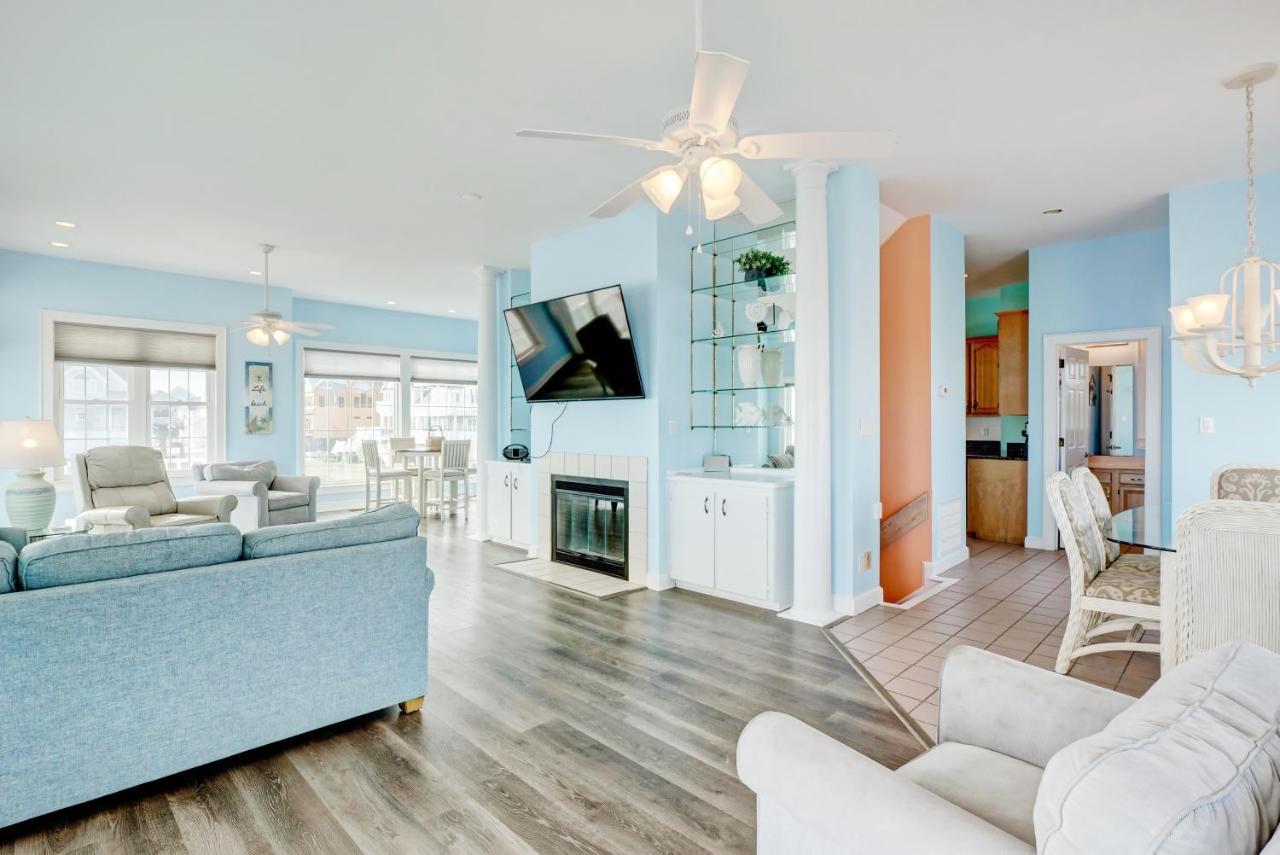 Willa 4194 Island Drive - Oceanfront, Community Pool North Topsail Beach Zewnętrze zdjęcie